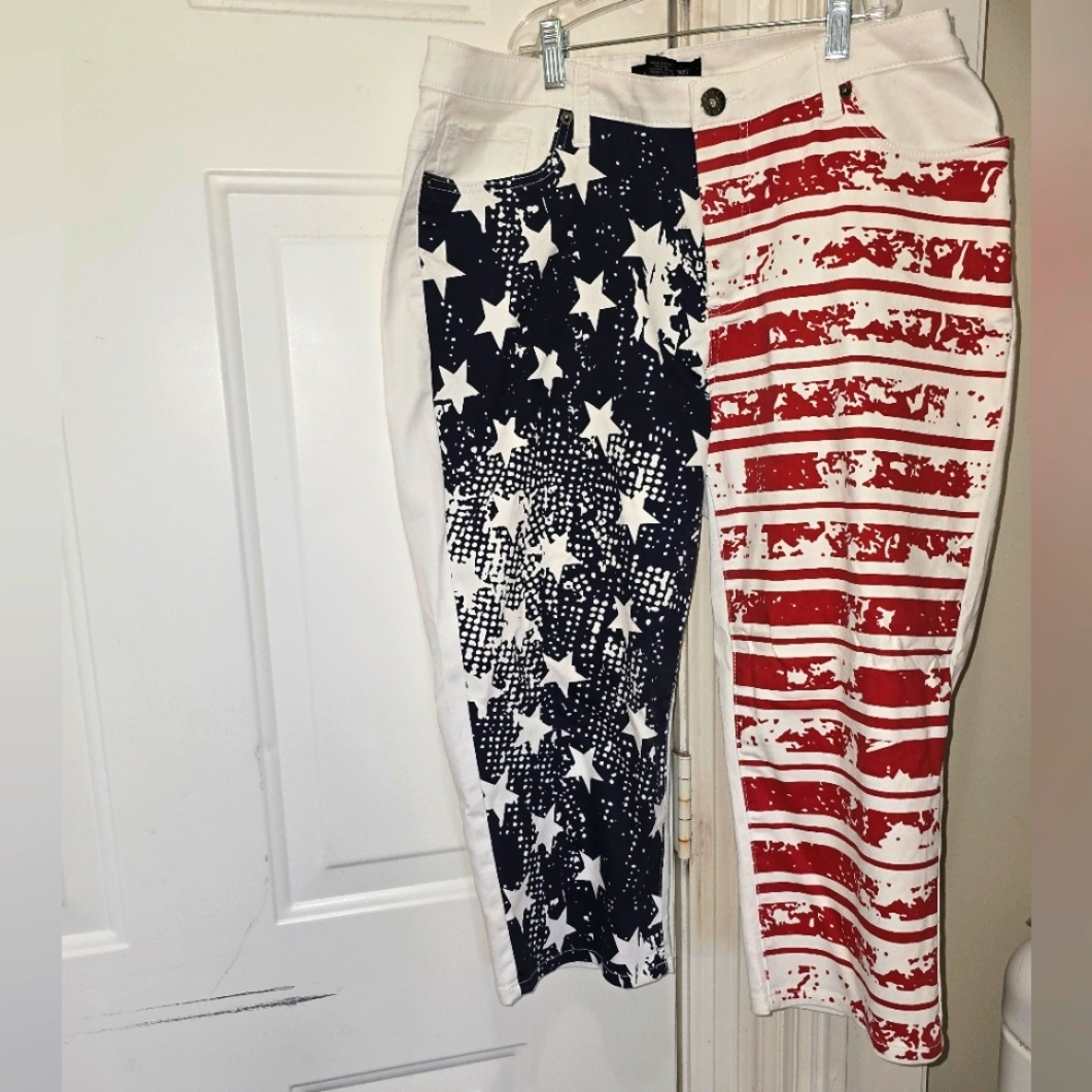 Red and White Ankle Cropped Jeans